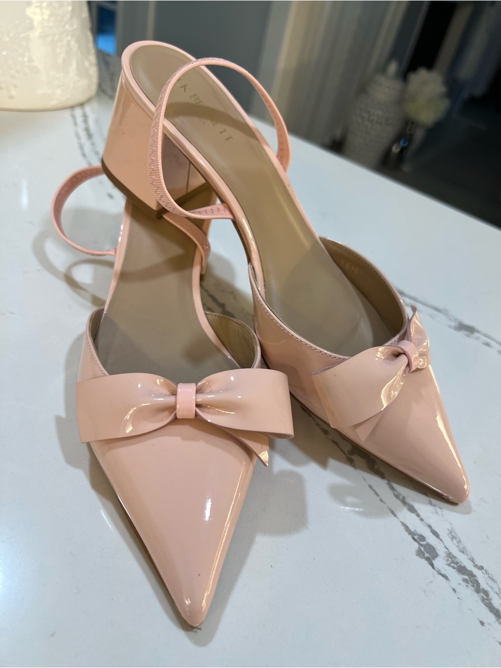 LK Bennett Patent Bow Pointed Slingback Heels in Blush Pink size 37 (6.5)
